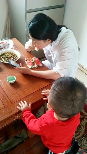 啃啃吃瓜,揭秘娱乐圈幕后故事