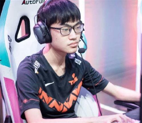 郭皓在线吃瓜,揭秘娱乐圈幕后真相